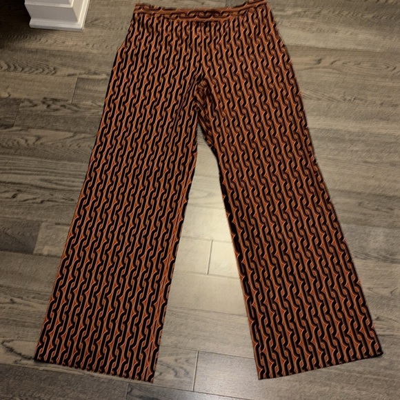 Halston Pants - Stylish Black and Orange monogram Patterned women Pants